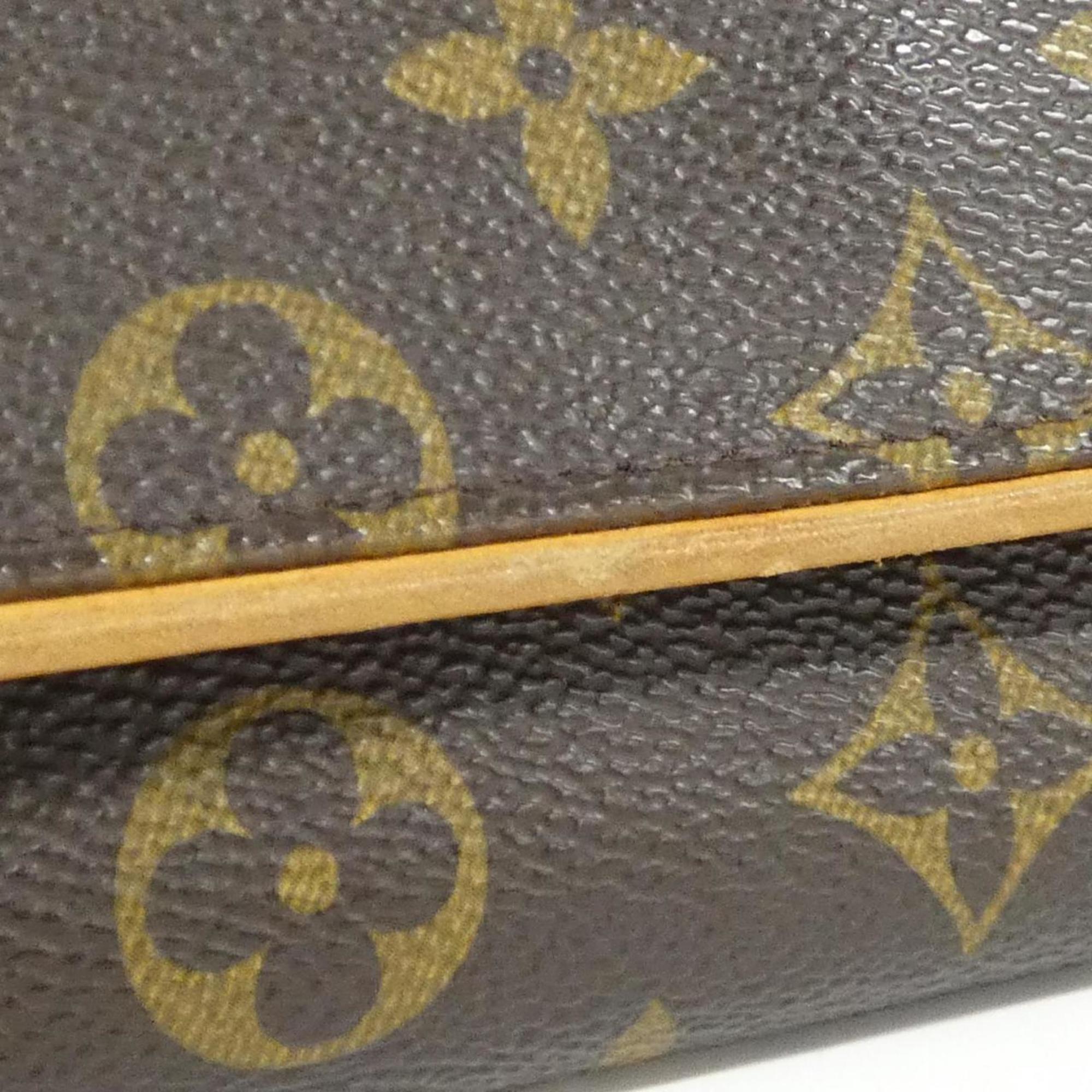 Louis Vuitton Marron Coated Canvas Pochette Shoulder Bag (Pre-Owned)