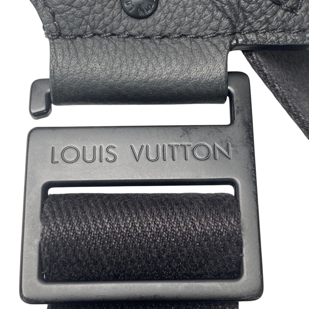 Louis Vuitton Black Leather Sling Bag (Pre-Owned)