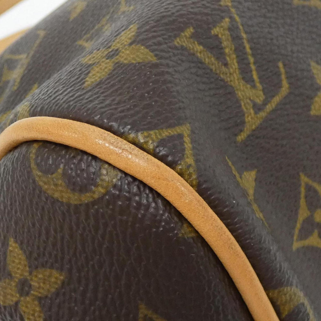 Louis Vuitton Marron Coated Canvas Shoulder Bag (Pre-Owned)