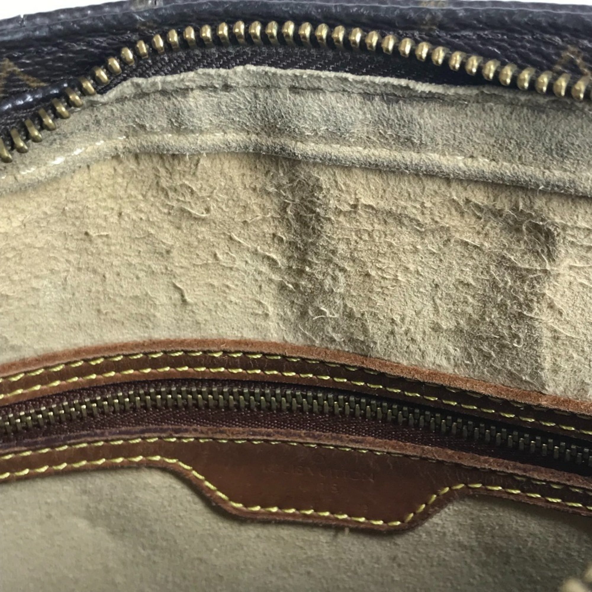Louis Vuitton Monogram Brown Monogram Shoulder Bag (Pre-Owned)