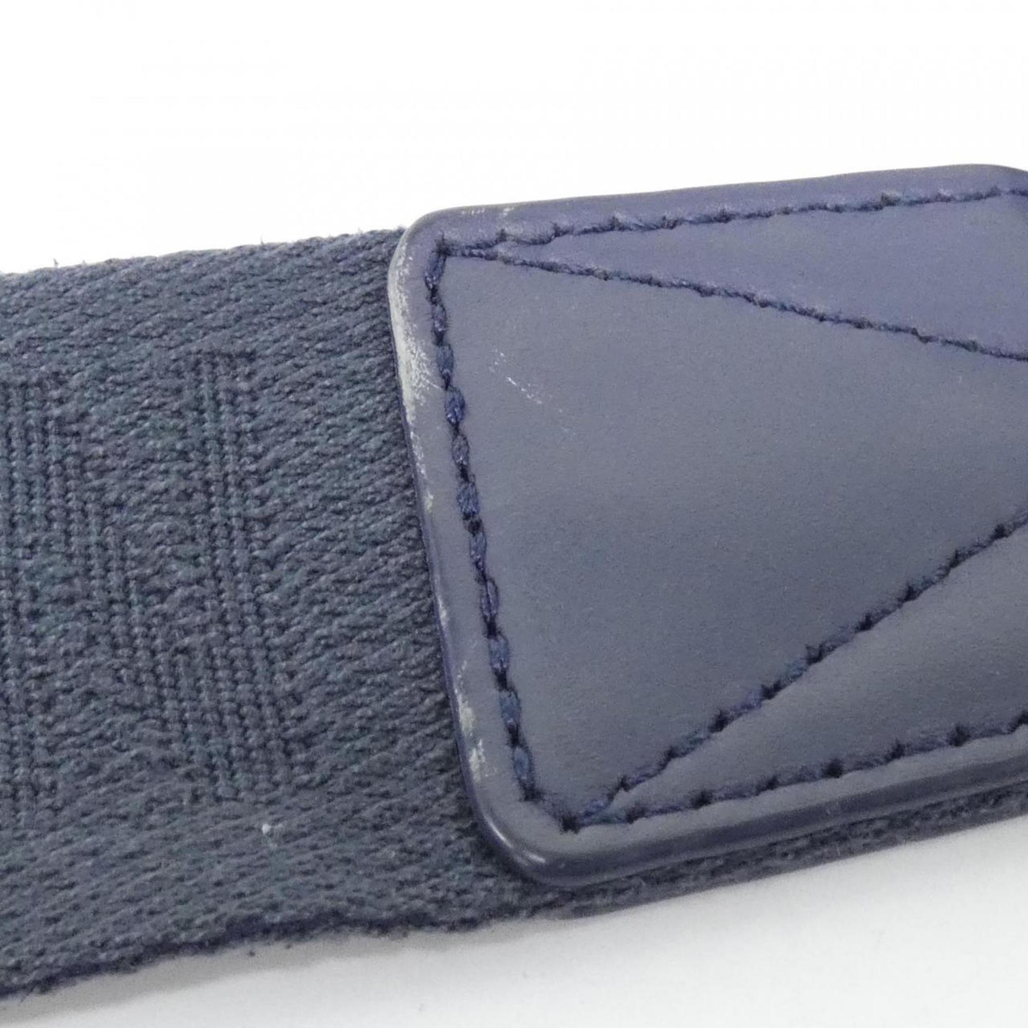 Louis Vuitton Blue Leather Shoulder Bag (Pre-Owned)