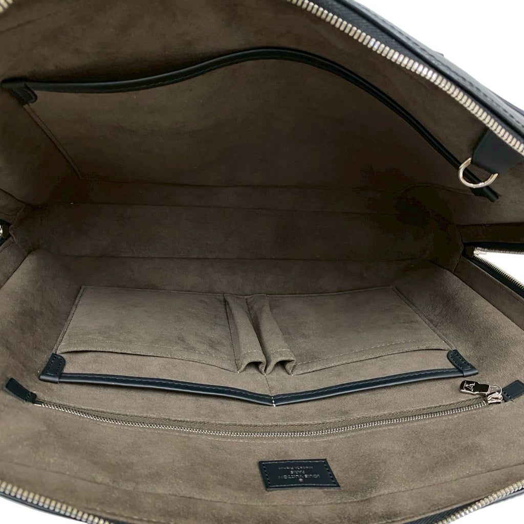 Louis Vuitton Black Epi Leather Briefcase (Pre-Owned)