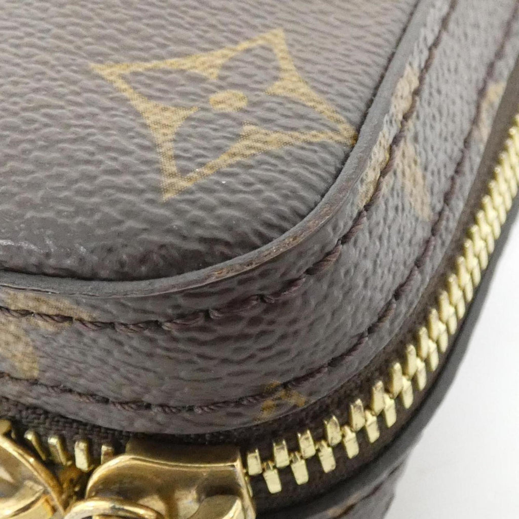 Louis Vuitton Marron Coated Canvas Shoulder Bag (Pre-Owned)