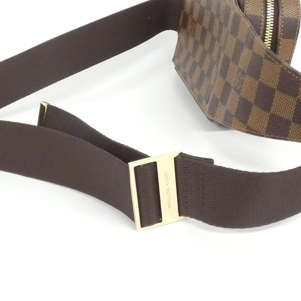 Louis Vuitton Brown Coated Canvas Shoulder Bag (Pre-Owned)