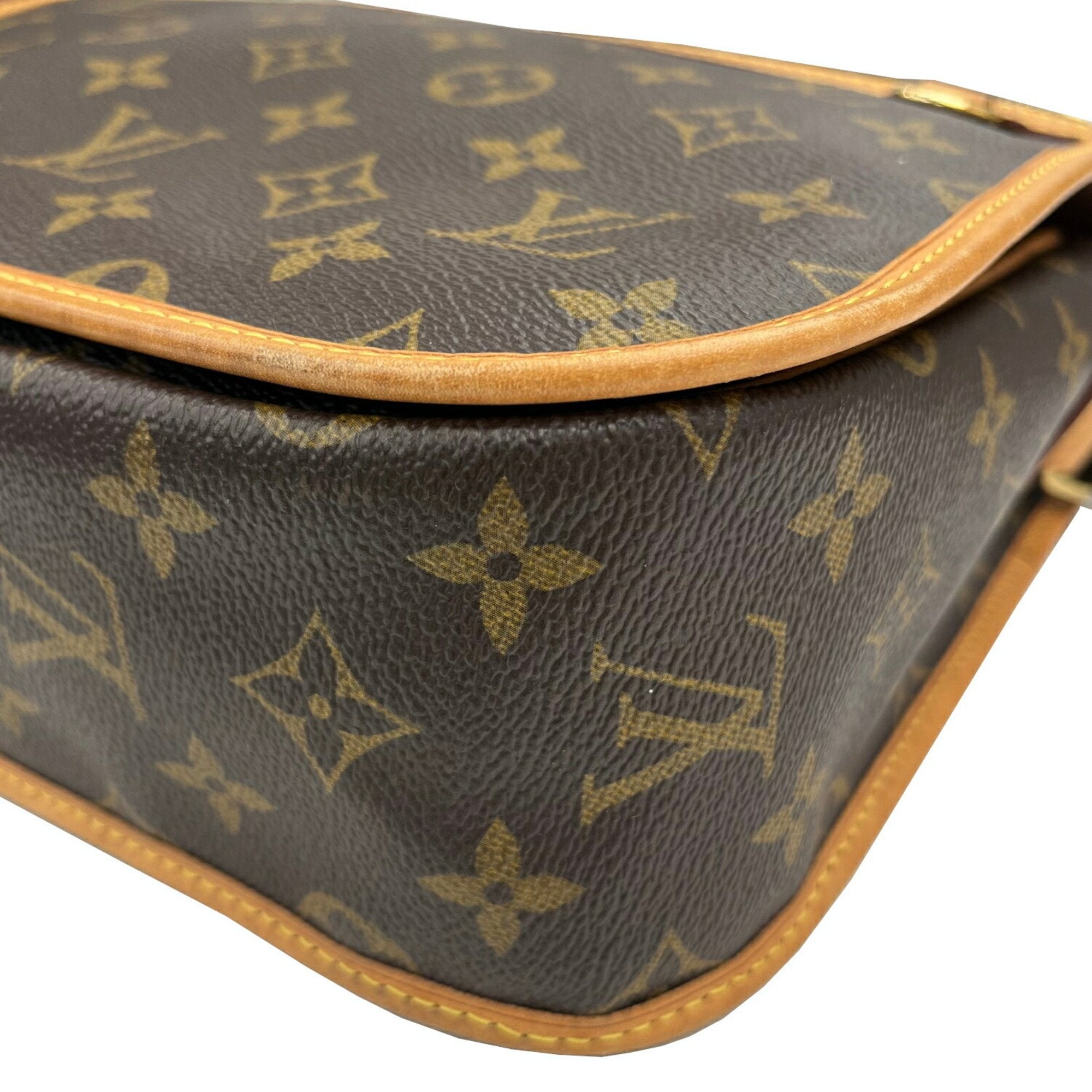 Louis Vuitton Brown Monogram Leather Shoulder Bag (Pre-Owned)