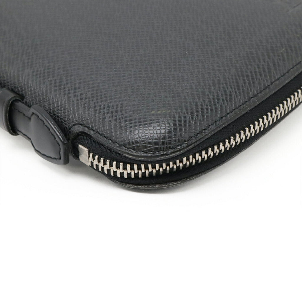 Louis Vuitton Ardoise Taiga Leather Pouch (Pre-Owned)