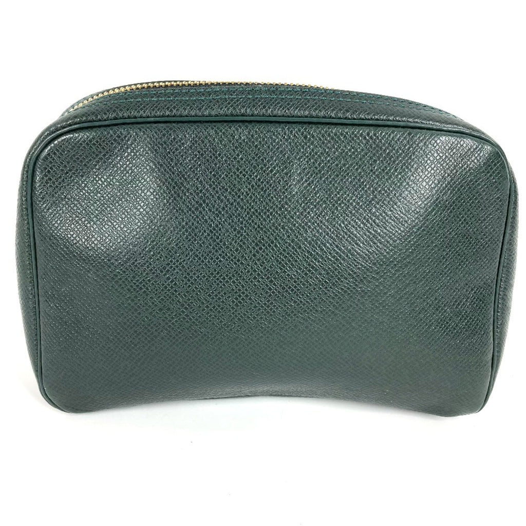 Louis Vuitton Taiga Episea Green Taiga Leather Clutch Bag (Pre-Owned)