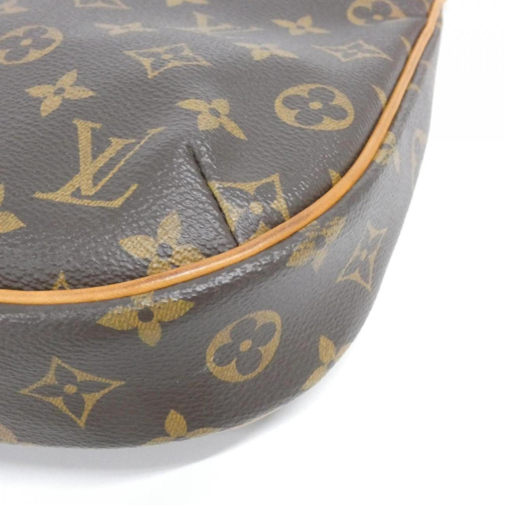 Louis Vuitton Marron Coated Canvas Shoulder Bag (Pre-Owned)
