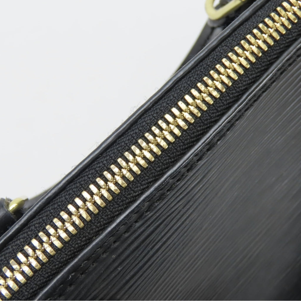 Louis Vuitton Epi Black Noir Epi Leather Handbag (Pre-Owned)