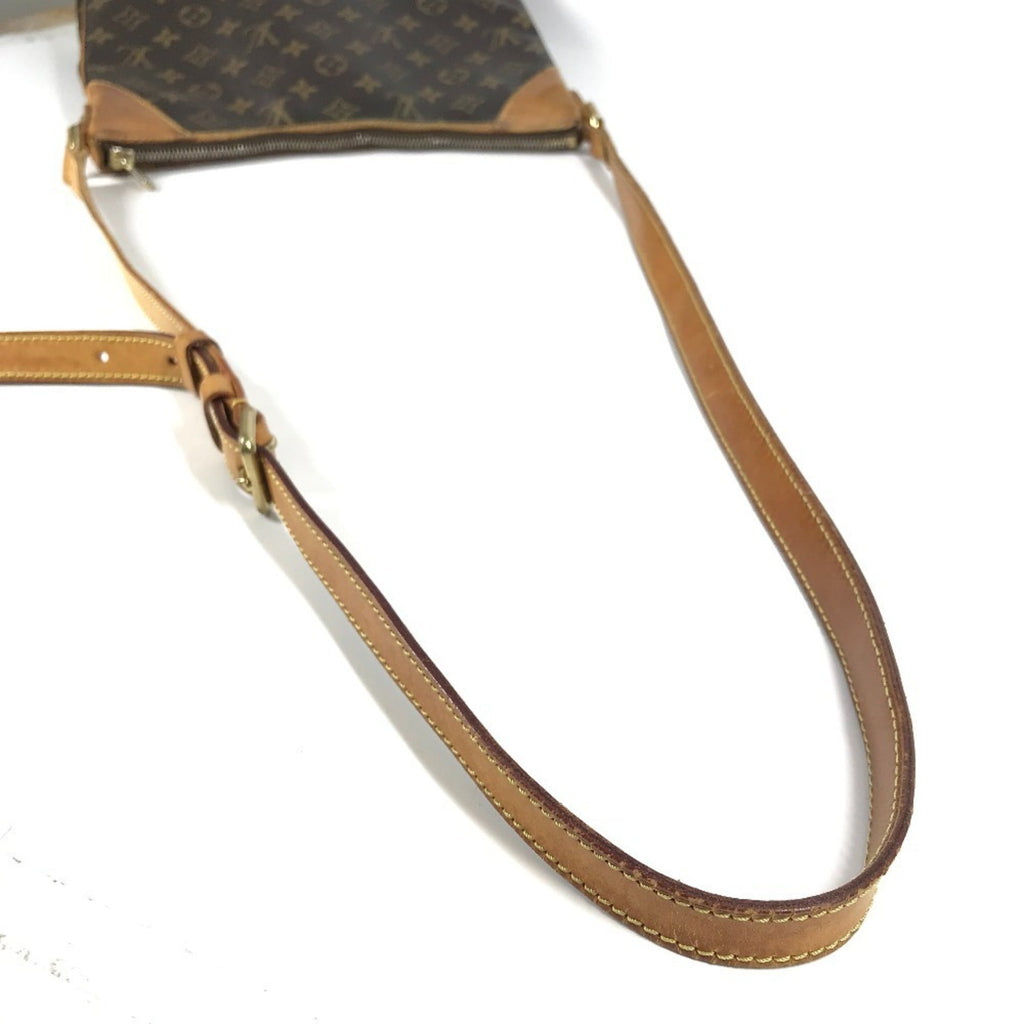 Louis Vuitton Brown Monogram Monogram Pochette Shoulder Bag (Pre-Owned)