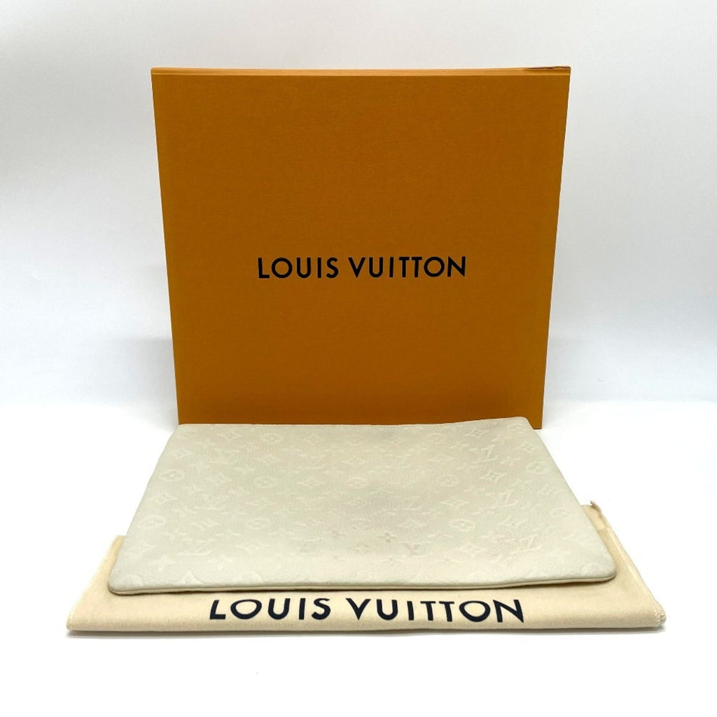 Louis Vuitton Blanc White Leather Clutch Bag Pochette (Pre-Owned)