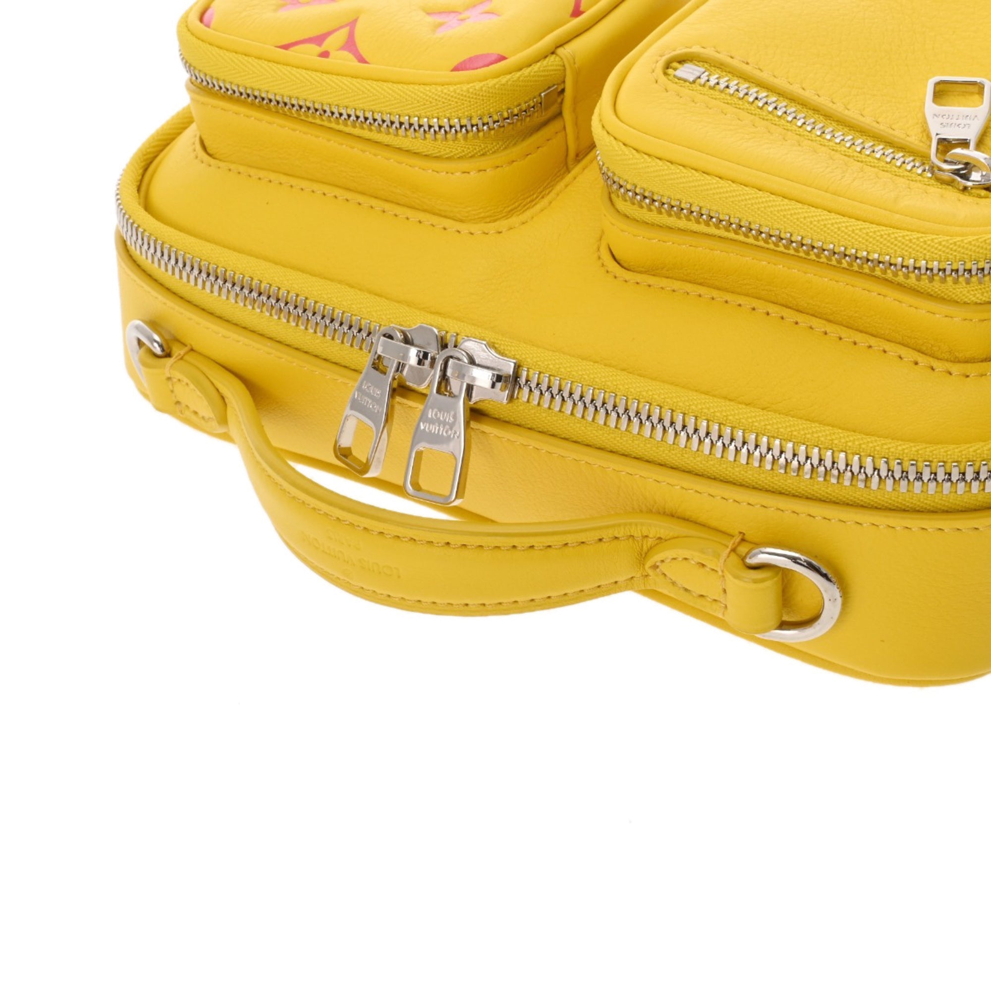 Louis Vuitton Jaune Leather Shoulder Bag (Pre-Owned)