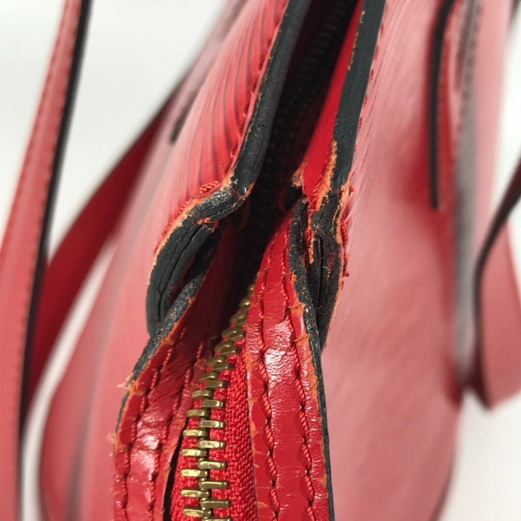 Louis Vuitton Castilian Red Red Color Epi Leather Shoulder Bag (Pre-Owned)