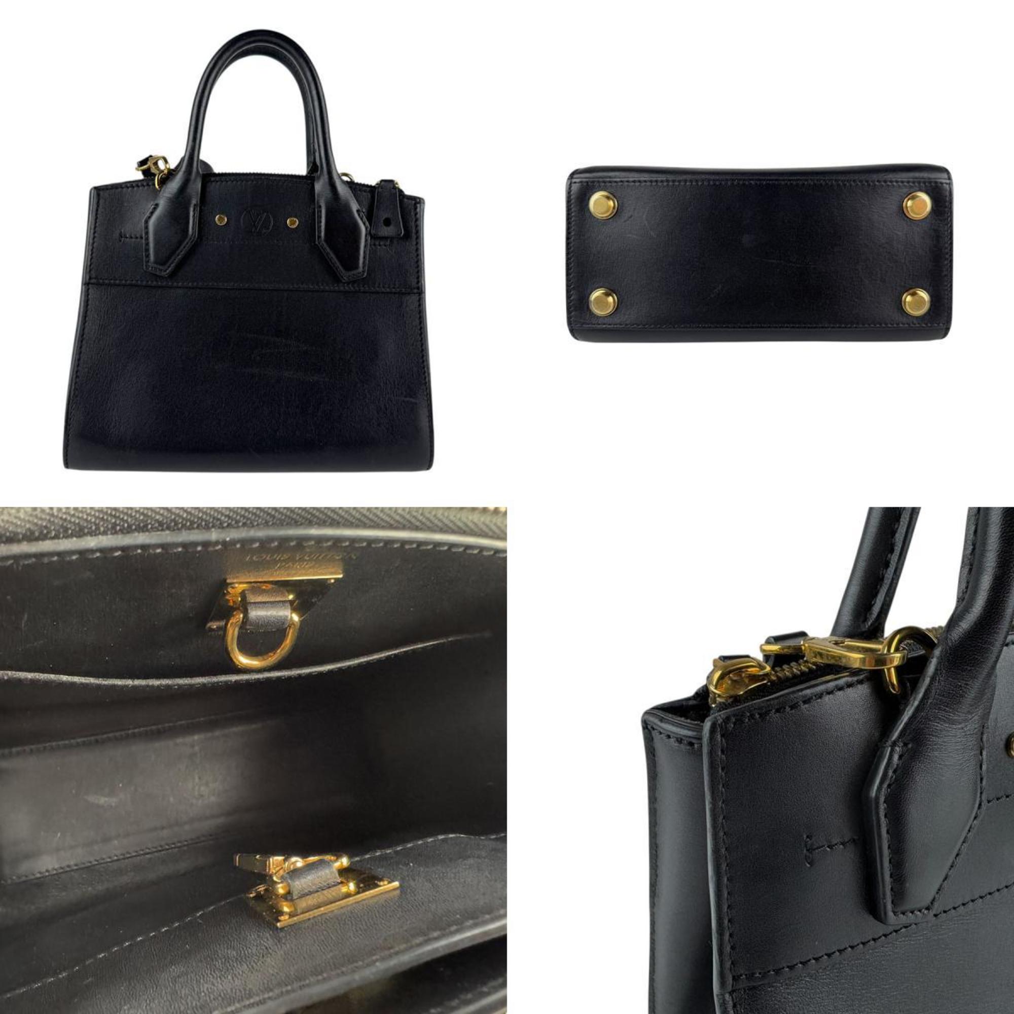 Louis Vuitton Noir Leather Handbag Shoulder Bag (Pre-Owned)