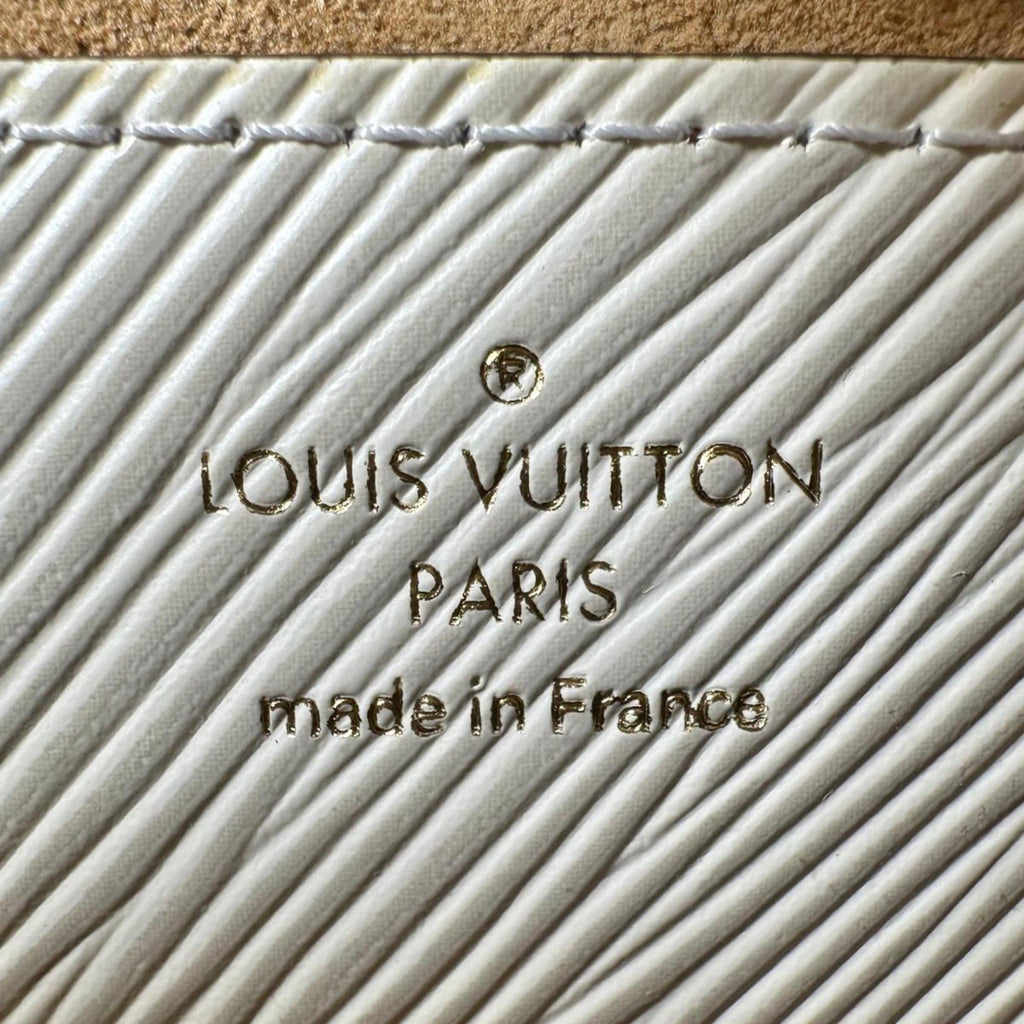 Louis Vuitton Epi Blanc Epi Leather Shoulder Bag (Pre-Owned)