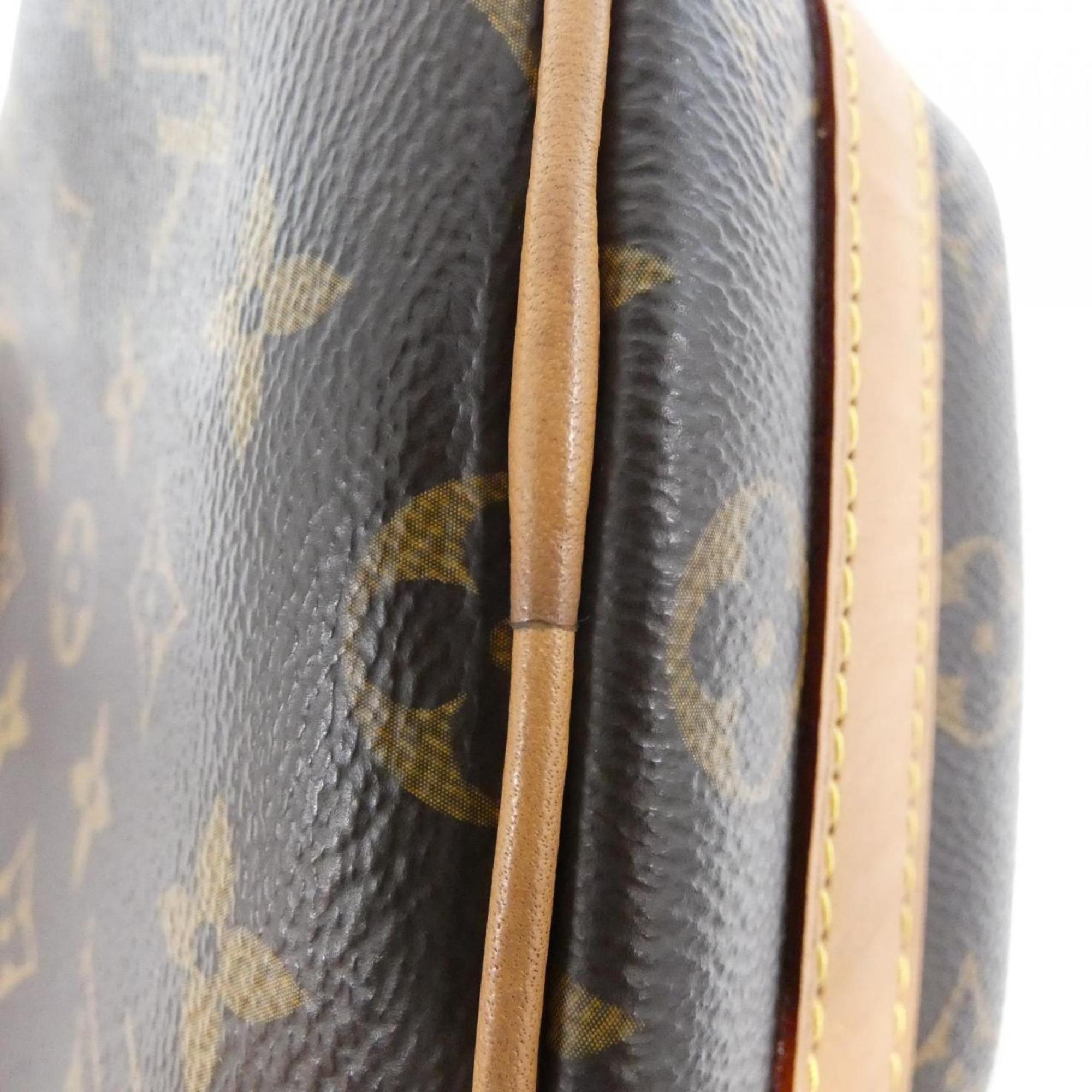 Louis Vuitton Marron Coated Canvas Shoulder Bag (Pre-Owned)