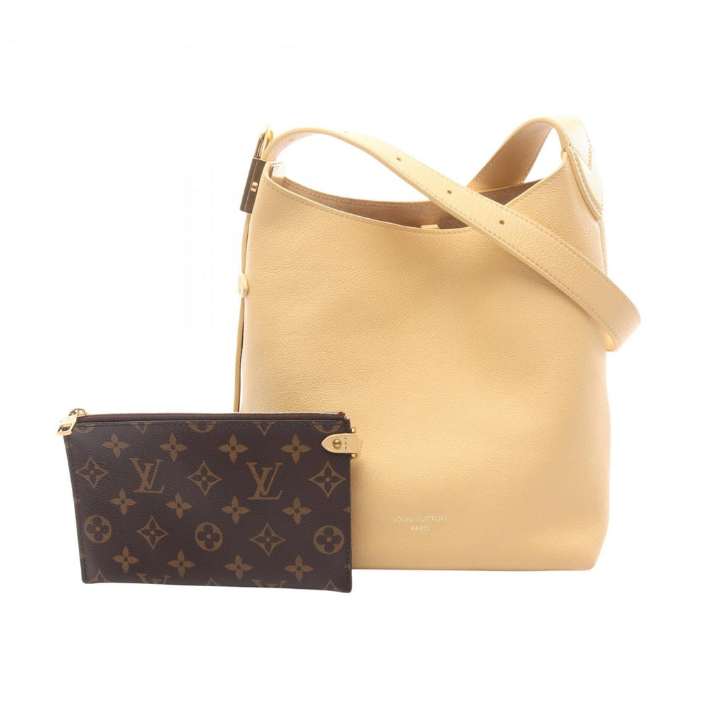Louis Vuitton Beige Leather Shoulder Bag (Pre-Owned)