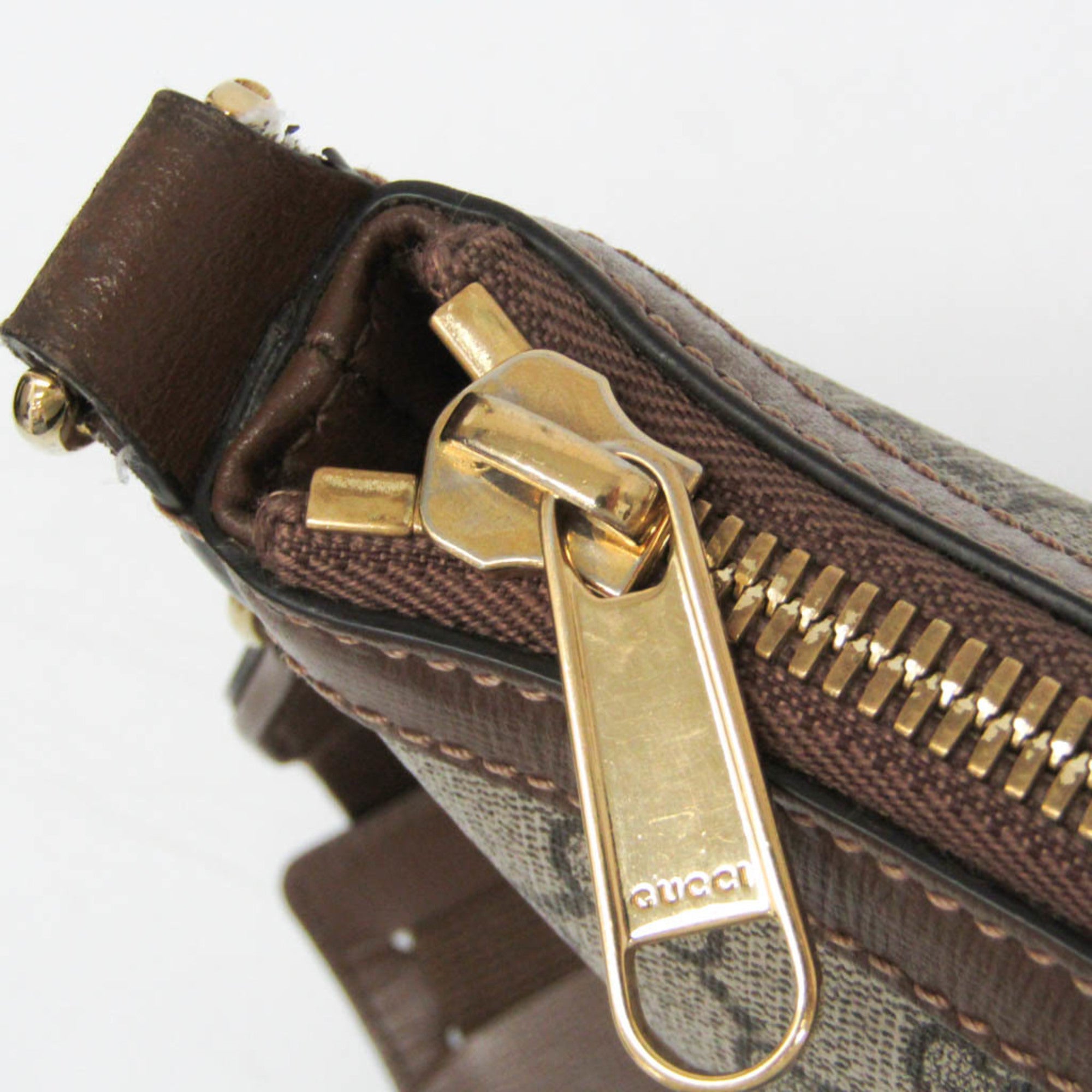 Interlocking G Patch Wristlet Messenger Bag GG Coated Canvas Small