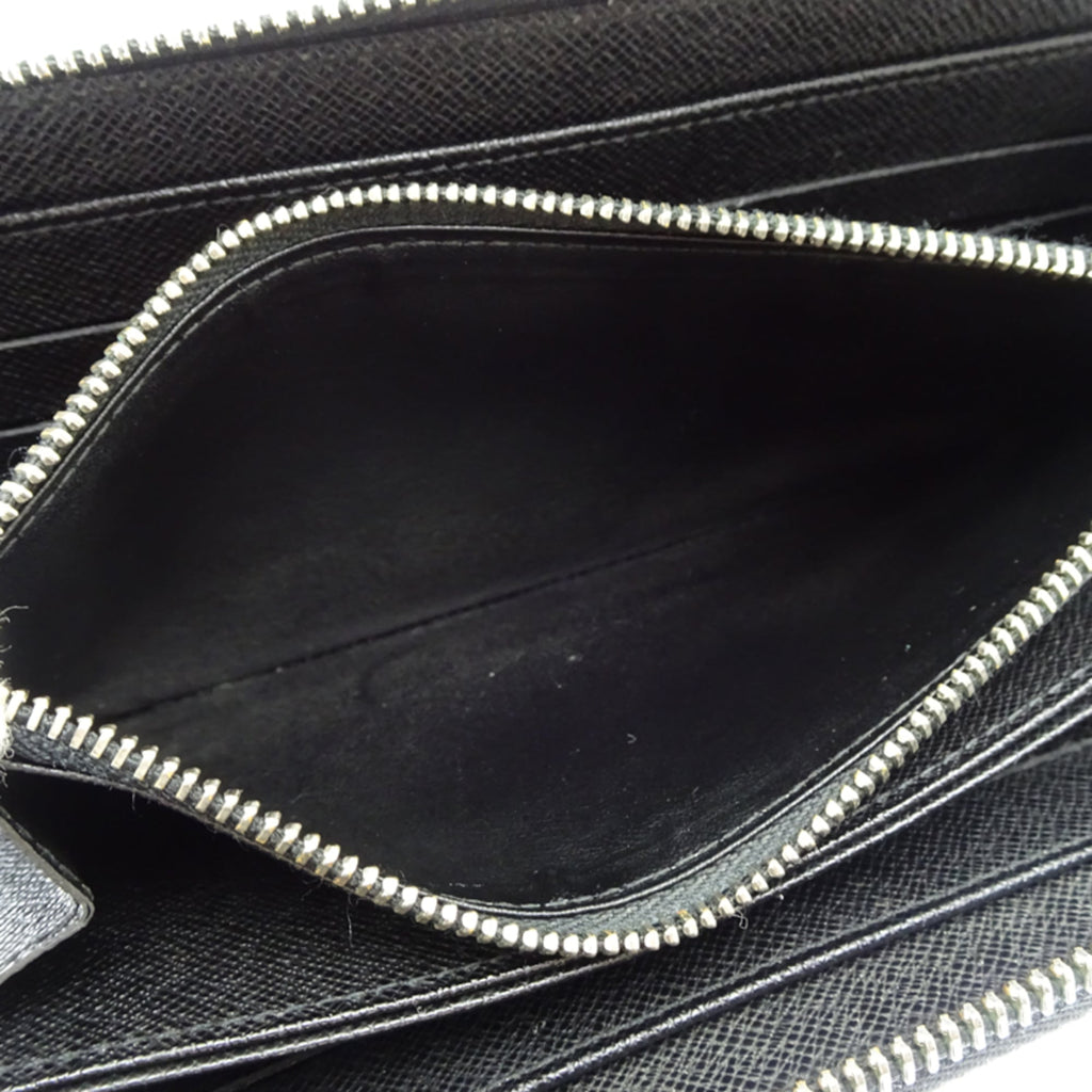 Louis Vuitton Black Noir Epi Leather Long Wallet (Bi-Fold) (Pre-Owned)