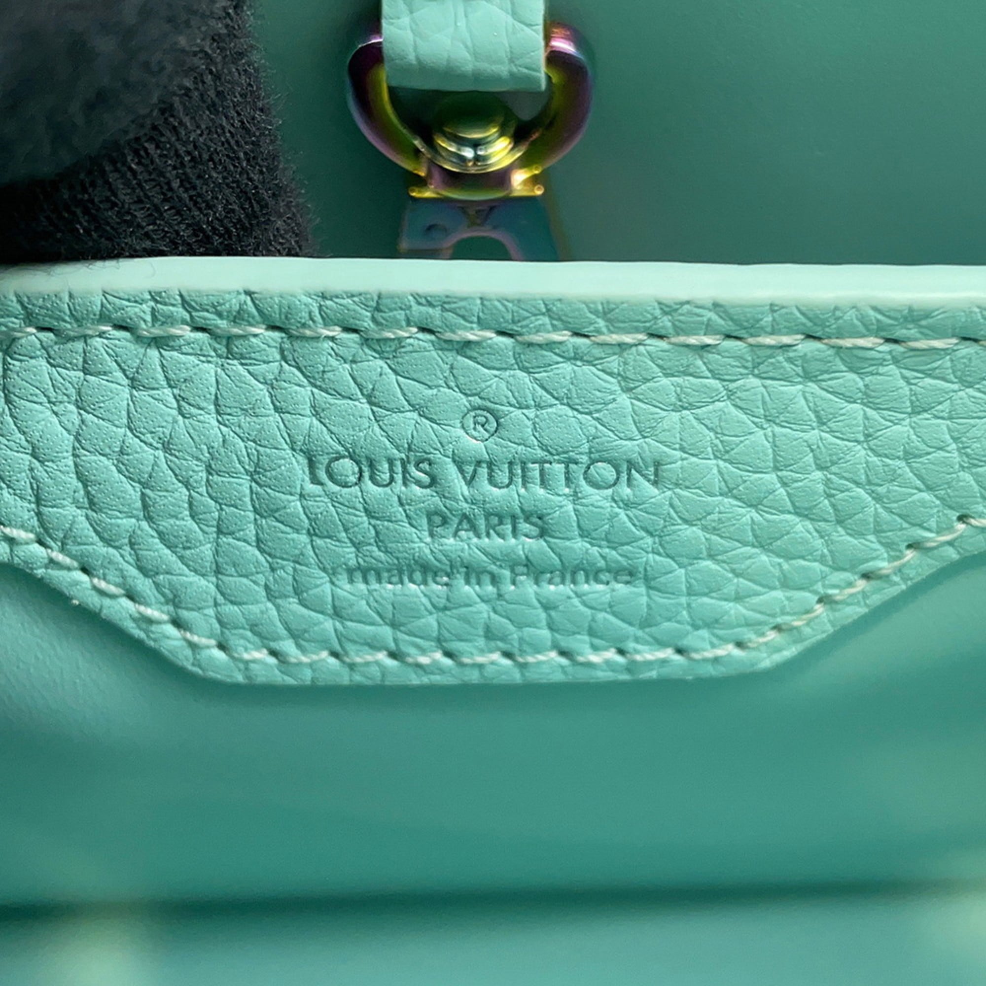 Louis Vuitton Light Blue Leather Handbag Shoulder Bag (Pre-Owned)