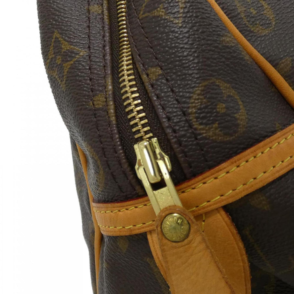 Louis Vuitton Marron Coated Canvas Shoulder Bag (Pre-Owned)