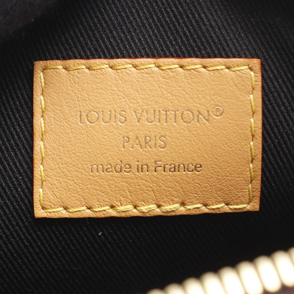 Louis Vuitton Brown Monogram Monogram Pouch Shoulder Bag (Pre-Owned)