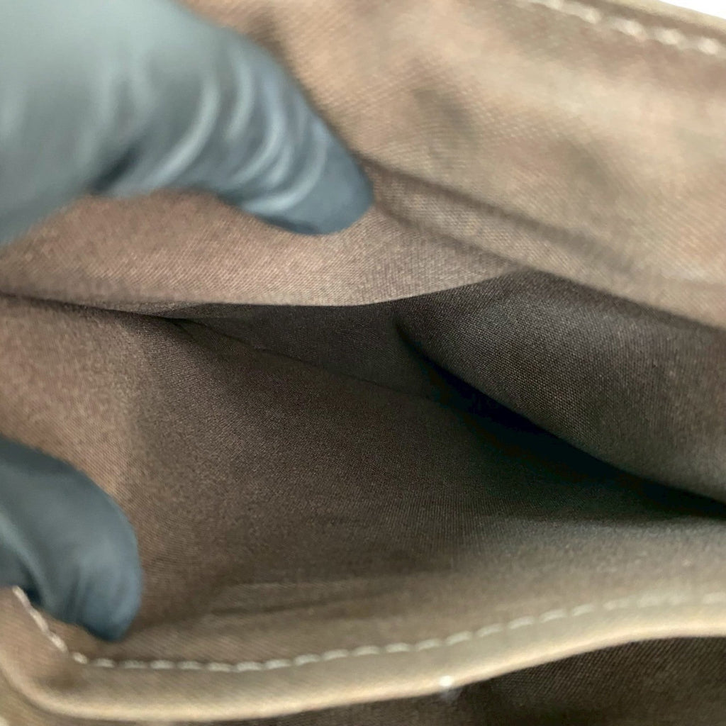 Louis Vuitton Brown Leather Pochette Shoulder Bag (Pre-Owned)