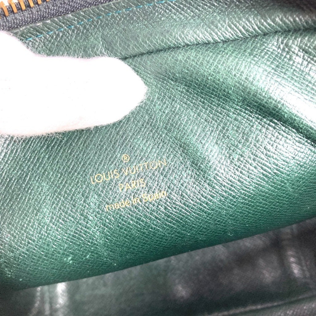 Louis Vuitton Episea Green Taiga Leather Clutch Bag Pouch (Pre-Owned)