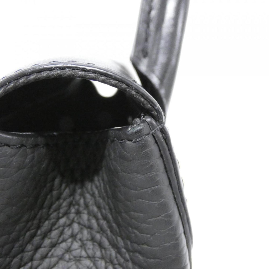 Louis Vuitton Black Leather Shoulder Bag (Pre-Owned)
