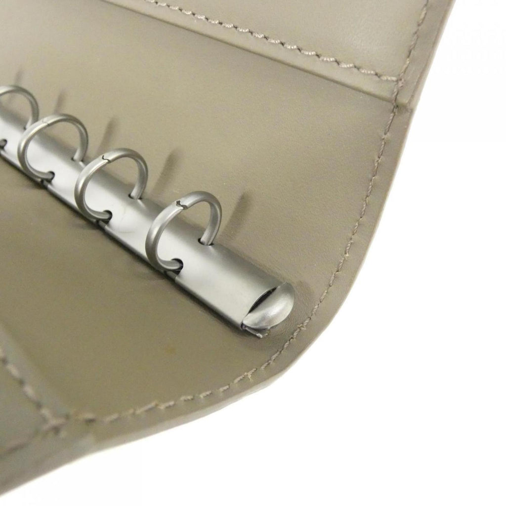 Louis Vuitton Pepper (Poivre) Leather (Pre-Owned)