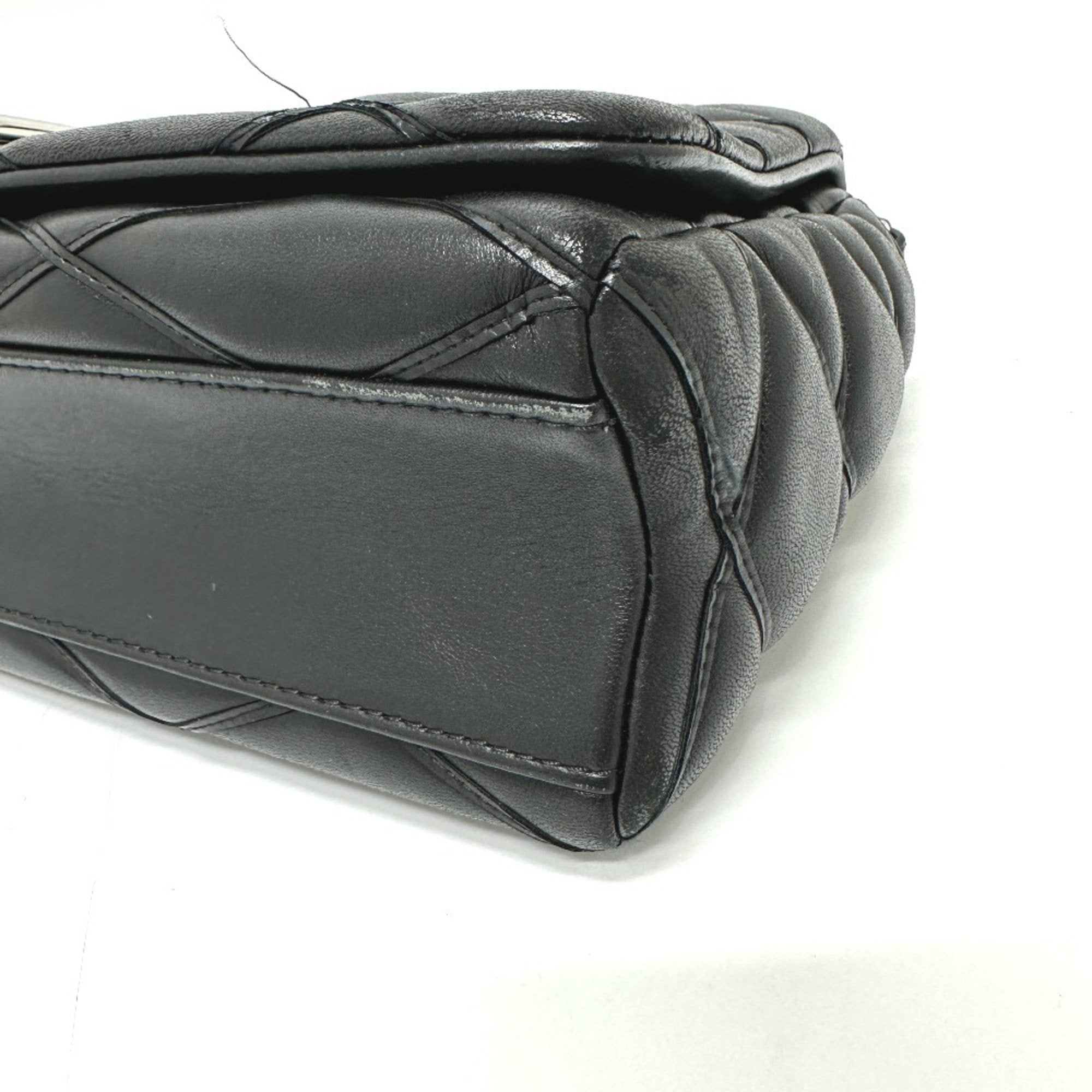 Louis Vuitton Black Noir Leather Handbag Shoulder Bag (Pre-Owned)