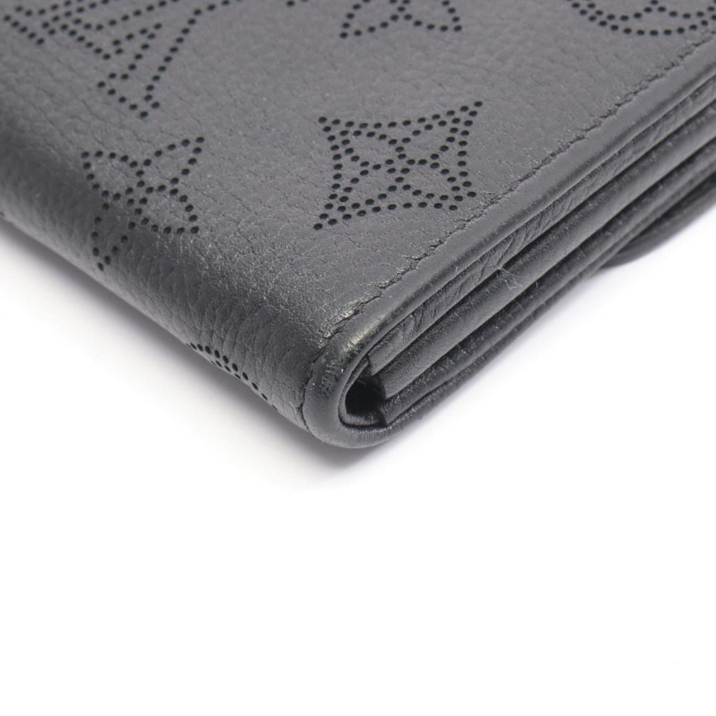 Louis Vuitton Black Noir Mahina Leather Leather Long Wallet (Bi-Fold) (Pre-Owned)