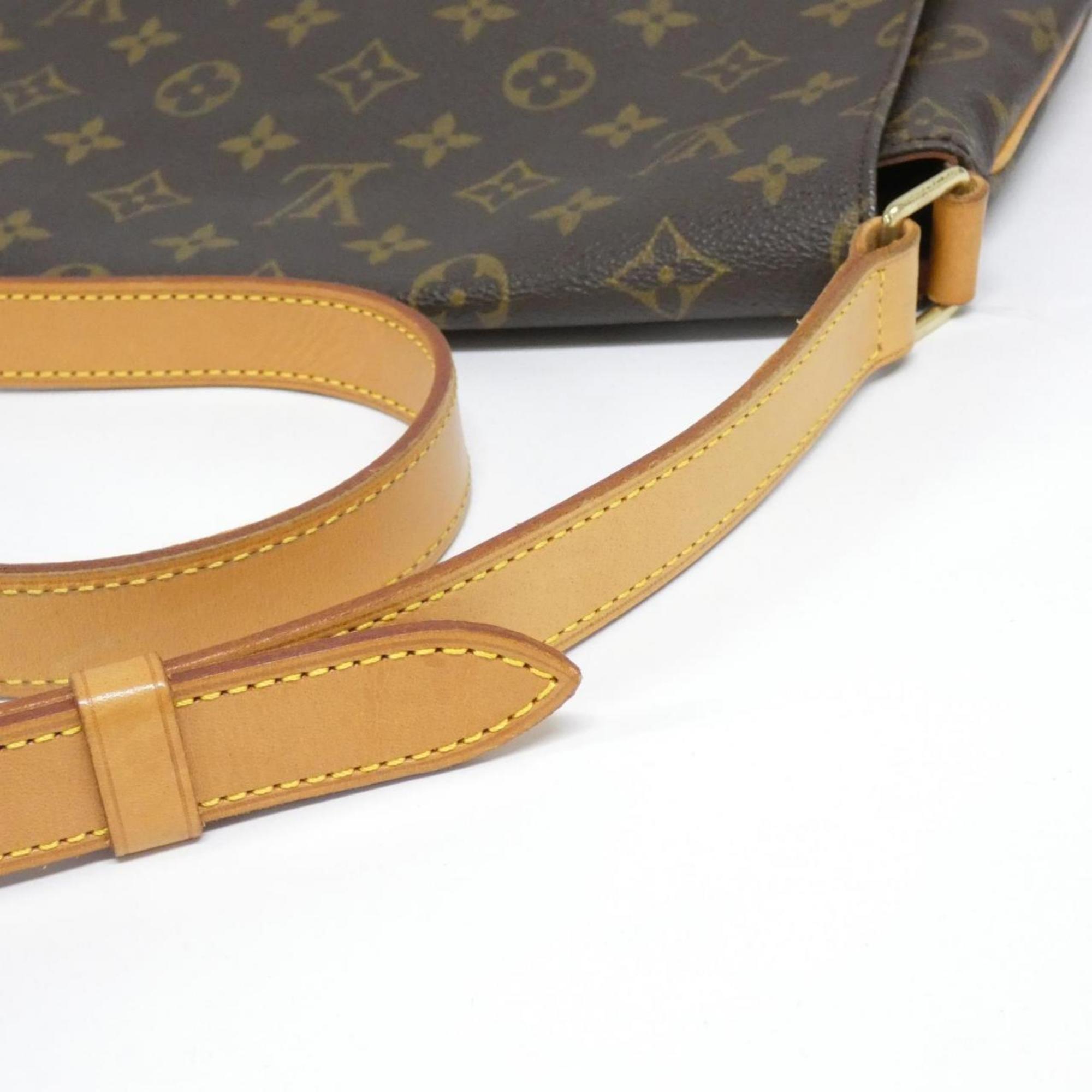 Louis Vuitton Marron Coated Canvas Shoulder Bag (Pre-Owned)