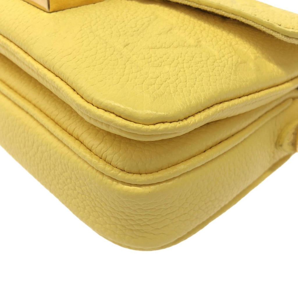Louis Vuitton Yellow Leather Shoulder Bag (Pre-Owned)