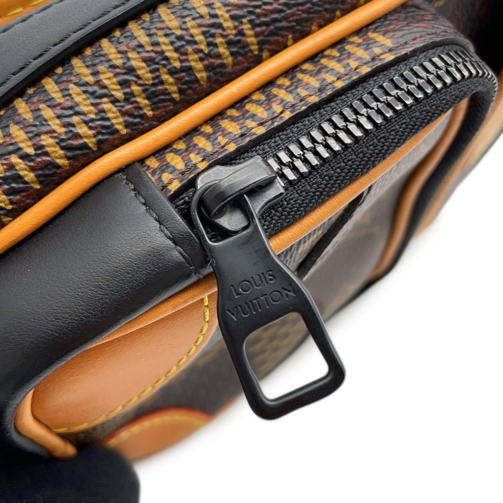 Louis Vuitton Black Damier Canvas Monogram Noir Monogram Shoulder Bag (Pre-Owned)