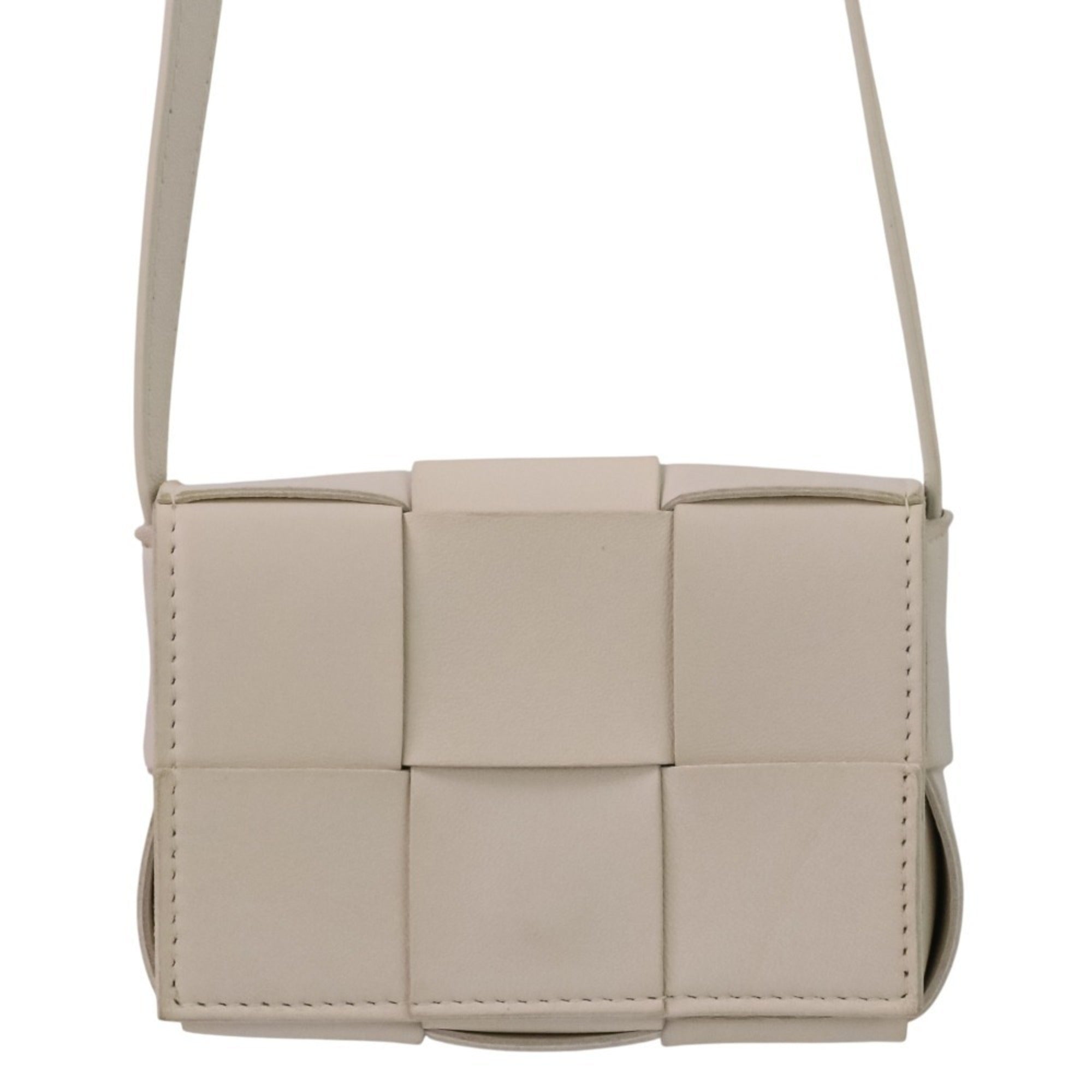Cassette Crossbody Bag Maxi Intrecciato Leather