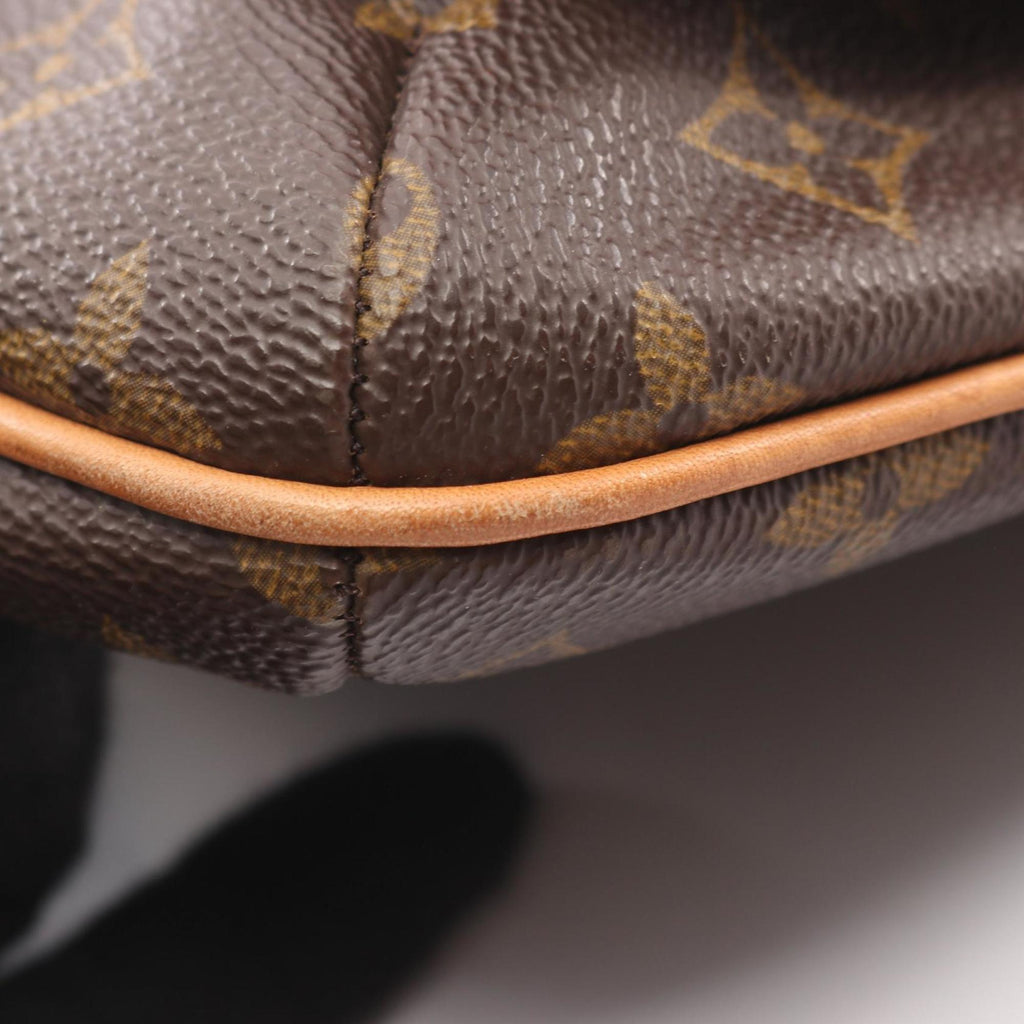 Louis Vuitton Brown Coated Canvas Leather Shoulder Bag (Pre-Owned)