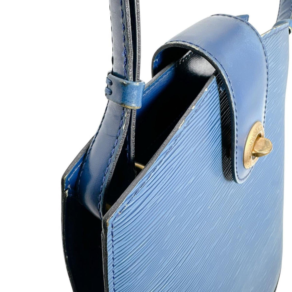 Louis Vuitton Blue Epi Leather Shoulder Bag (Pre-Owned)