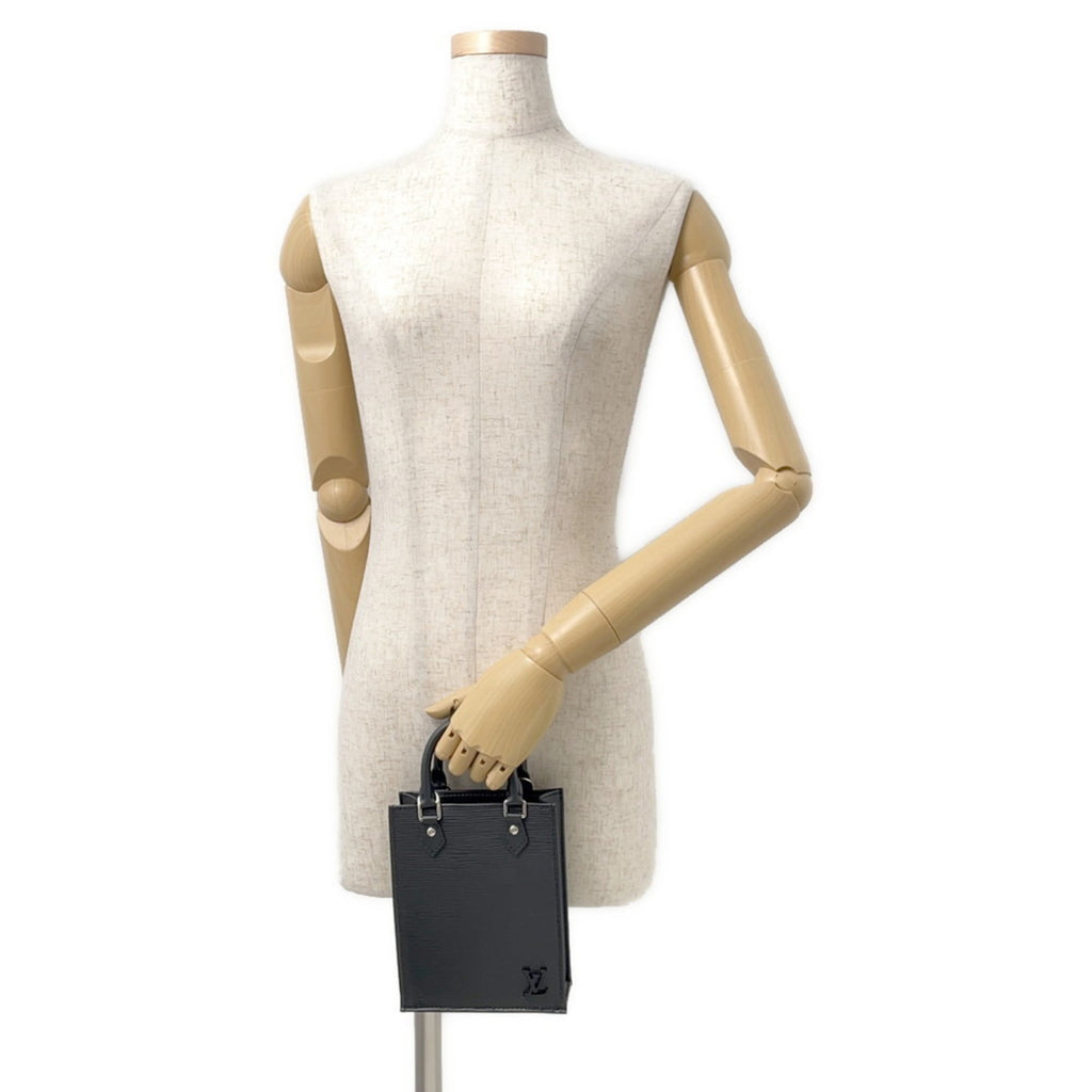 Louis Vuitton Epi Black Noir Epi Leather Handbag Shoulder Bag (Pre-Owned)