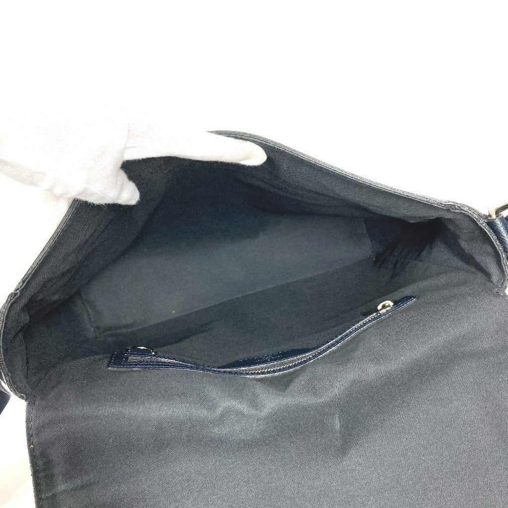 Louis Vuitton Boreal Galle Navy Taiga Leather Messenger Bag Shoulder Bag (Pre-Owned)