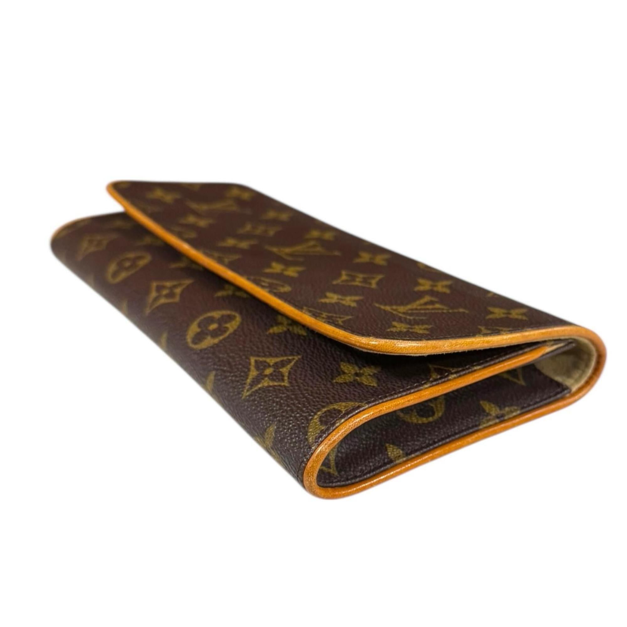 Louis Vuitton Monogram Brown Monogram Pochette Shoulder Bag (Pre-Owned)