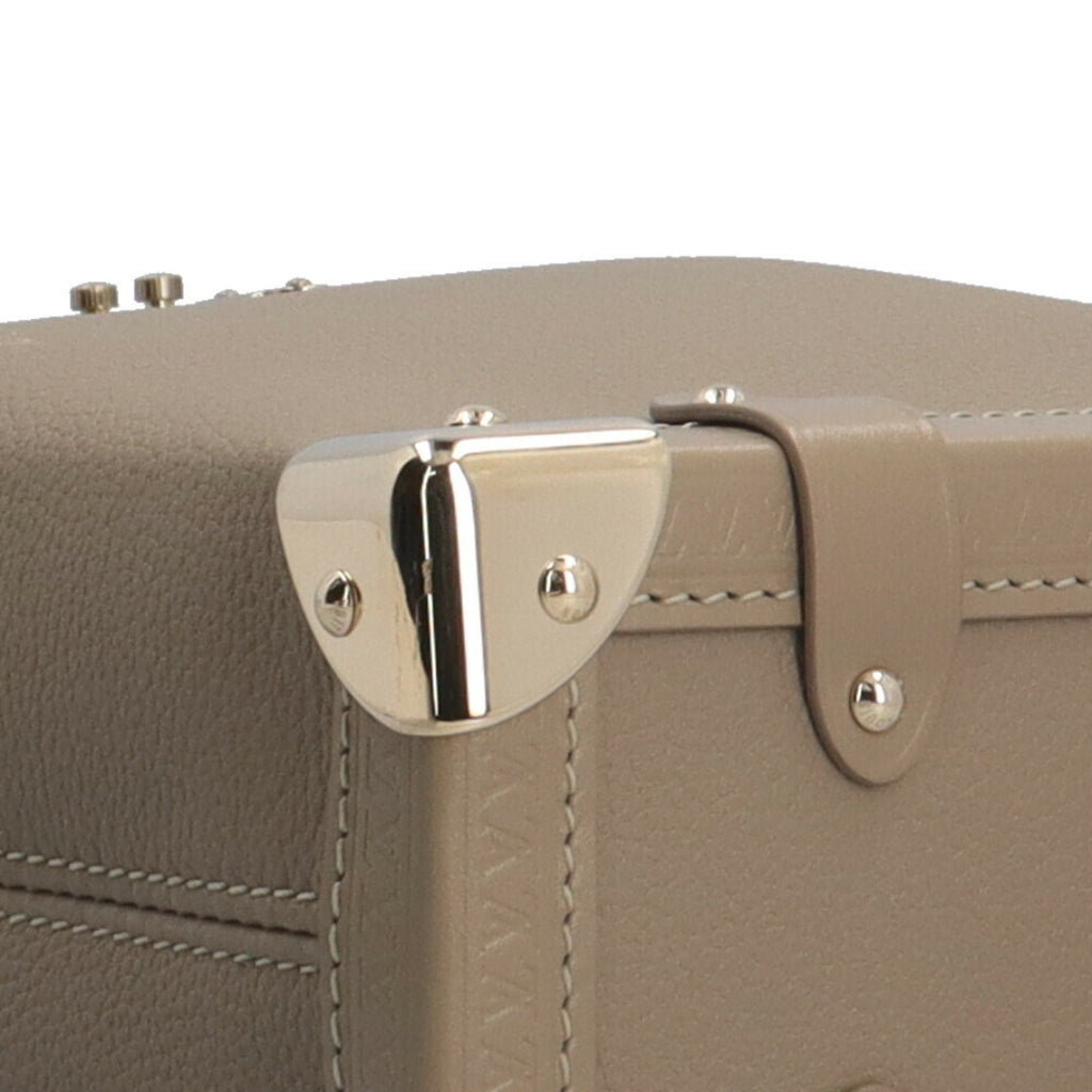 Louis Vuitton Beige Taupe Leather Shoulder Bag (Pre-Owned)