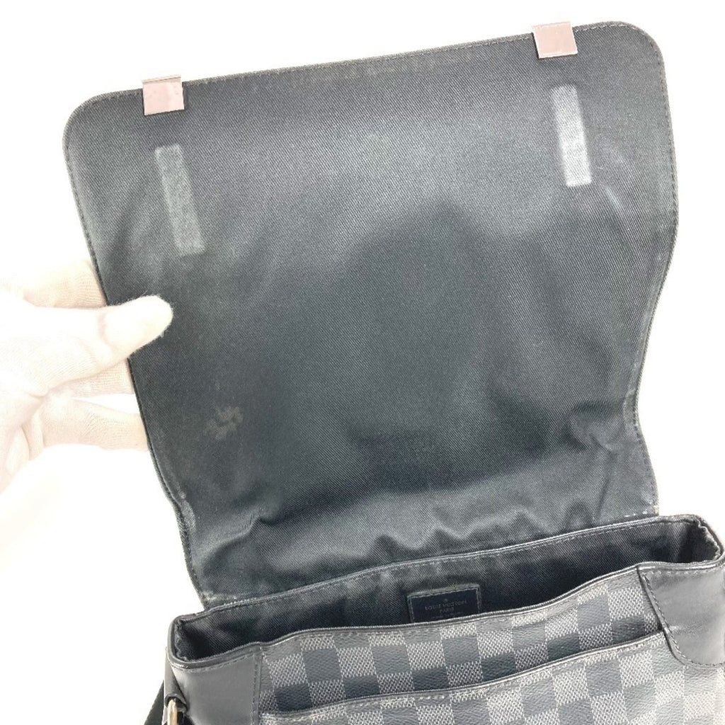 Louis Vuitton Damier Graphite Black Damier Graphite Shoulder Bag (Pre-Owned)