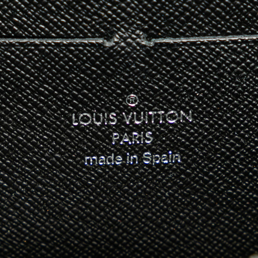 Louis Vuitton Epi Black Leather Long Wallet (Bi-Fold) (Pre-Owned)