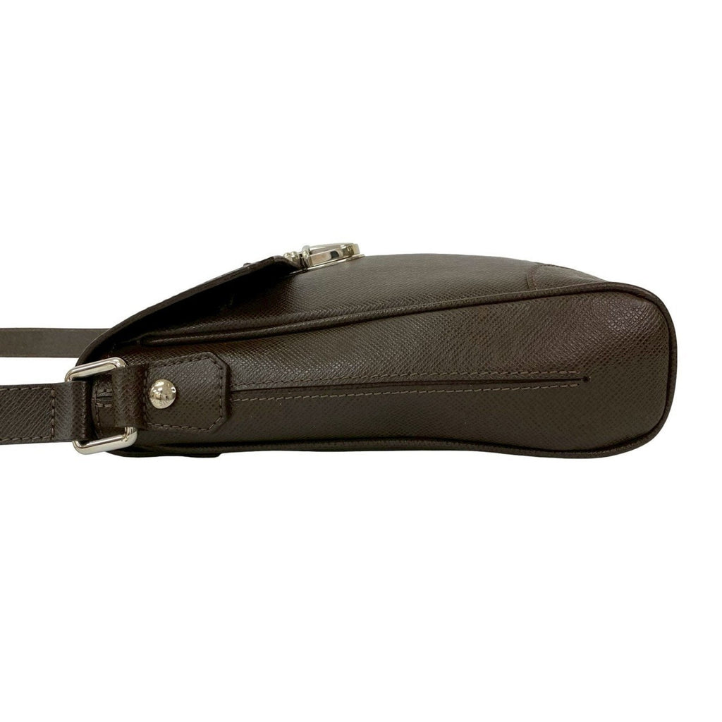 Louis Vuitton Brown Leather Pochette Shoulder Bag (Pre-Owned)