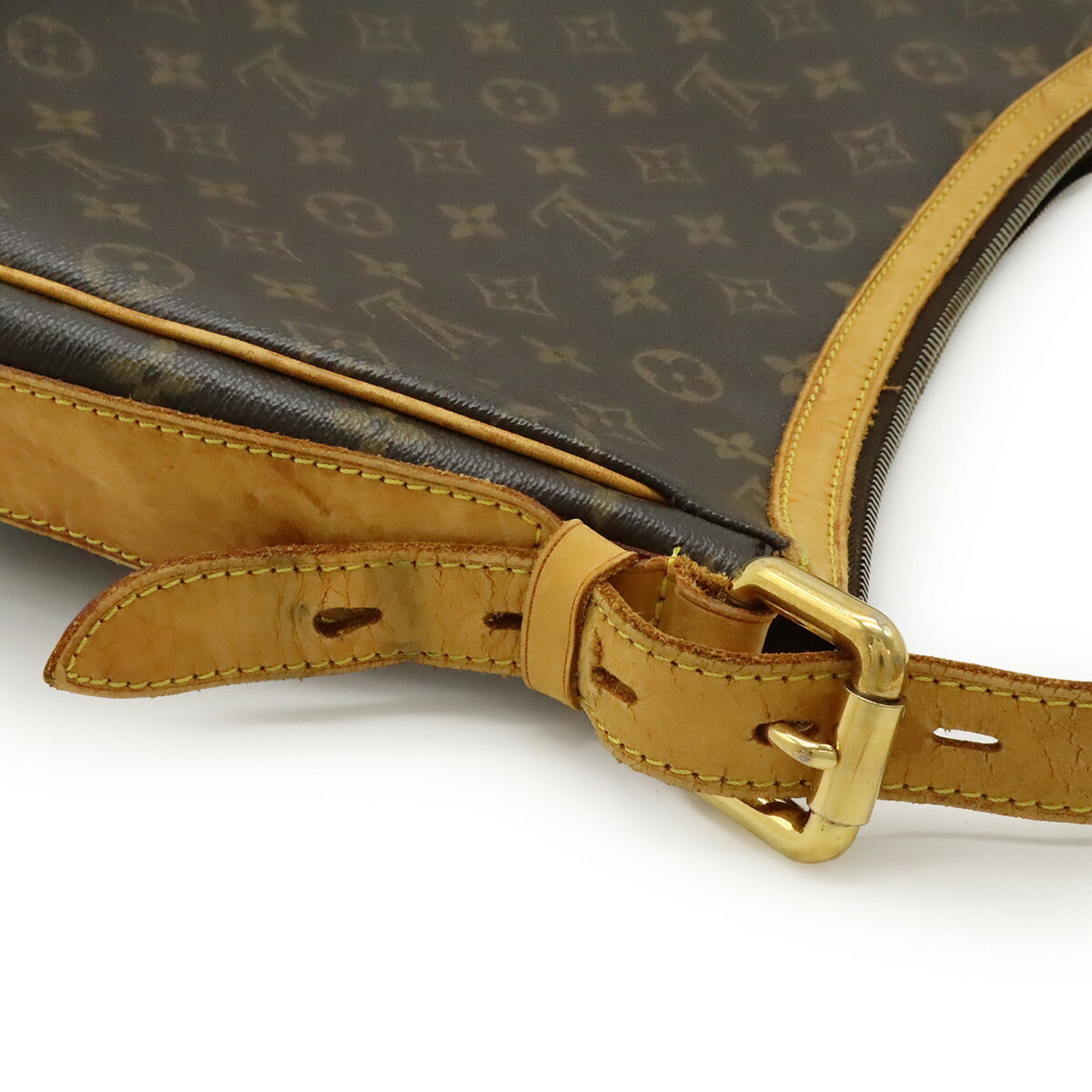 Louis Vuitton Brown Monogram Monogram Shoulder Bag (Pre-Owned)