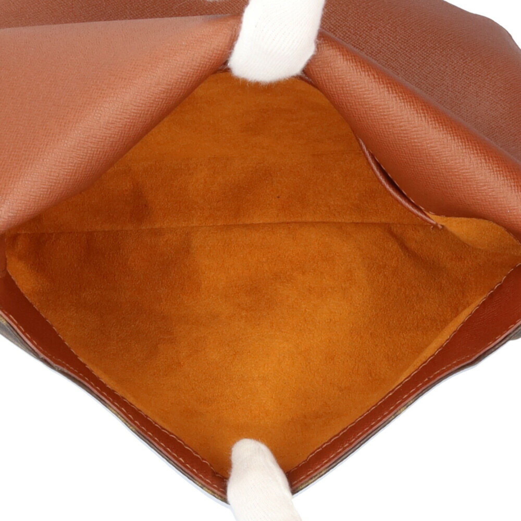 Louis Vuitton Brown Monogram Canvas Shoulder Bag (Pre-Owned)