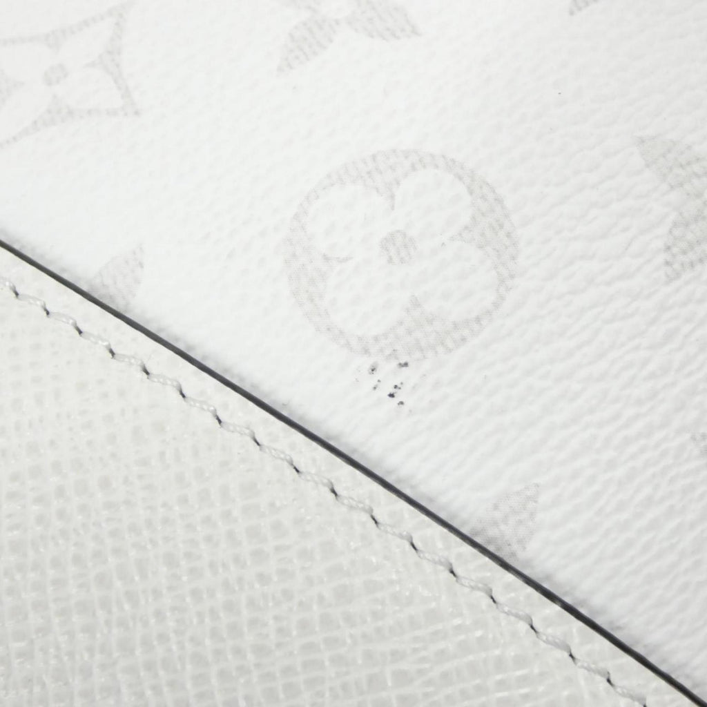 Louis Vuitton White Coated Canvas Leather Handbag (Pre-Owned)