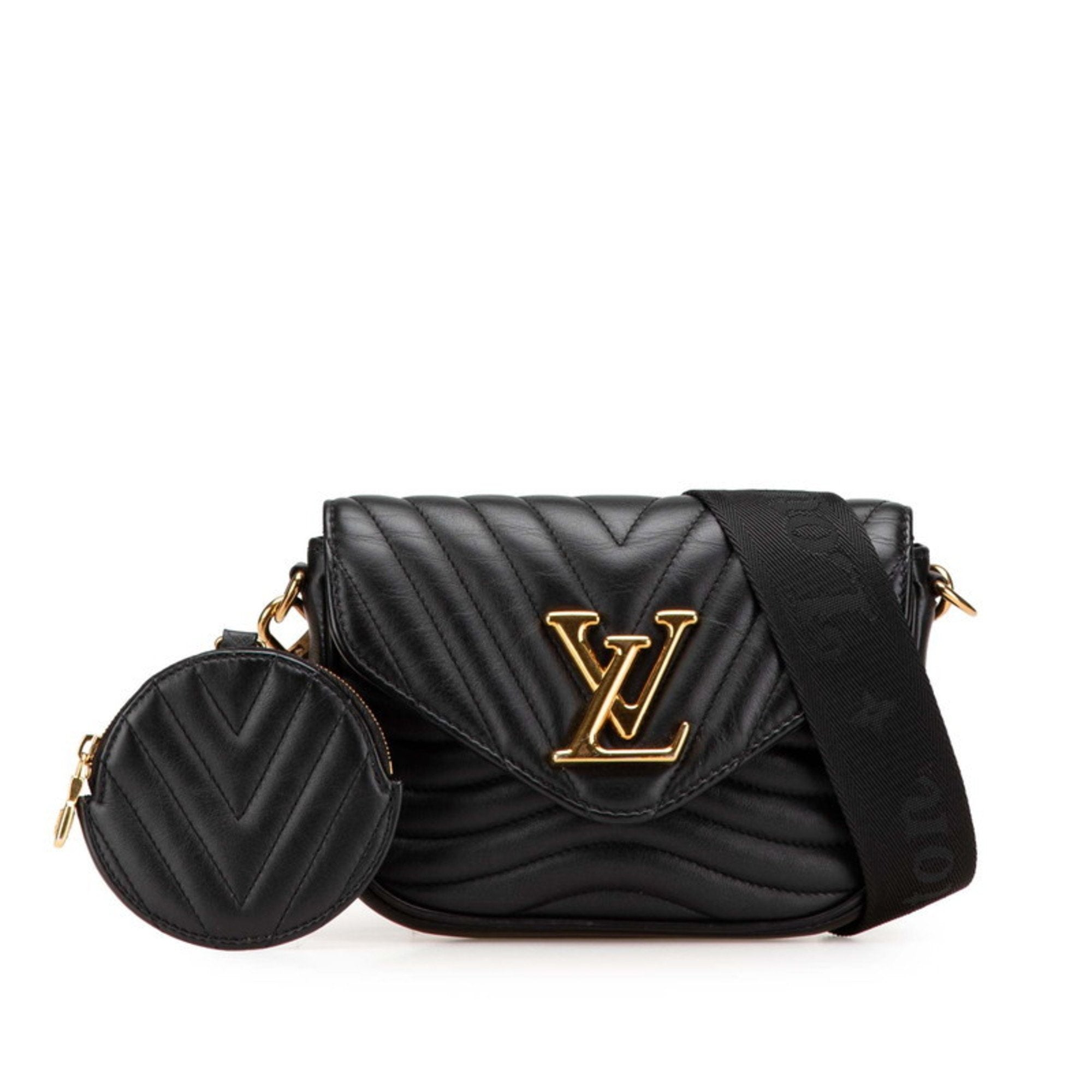 Louis Vuitton Black Noir Leather Pochette Shoulder Bag (Pre-Owned)