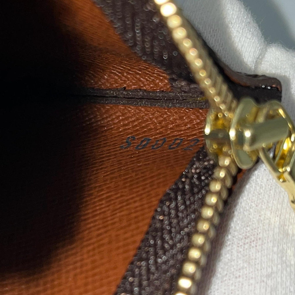 Louis Vuitton Brown Monogram Monogram Pochette (Pre-Owned)